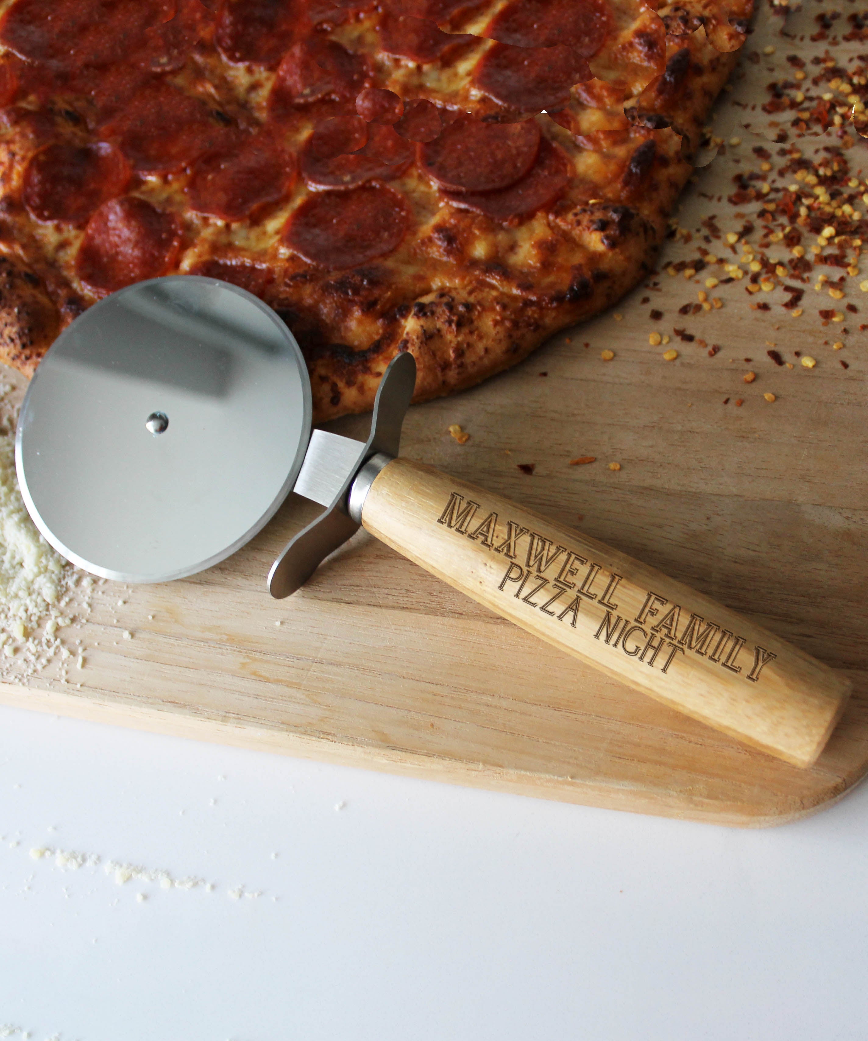 Personalized Wood Pizza Slicer | Maxwell