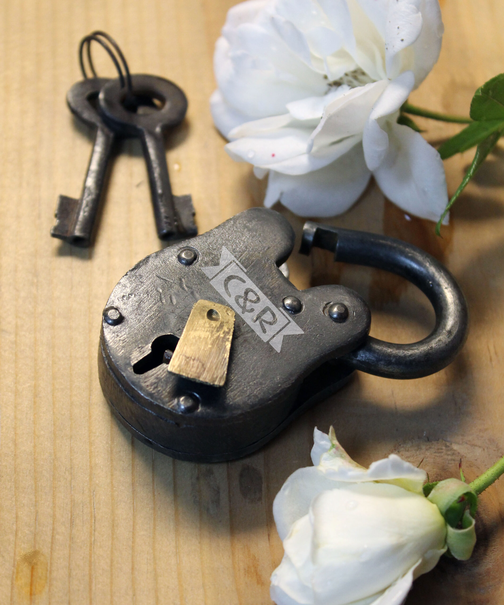 Antique Love Lock with Keys | C&R